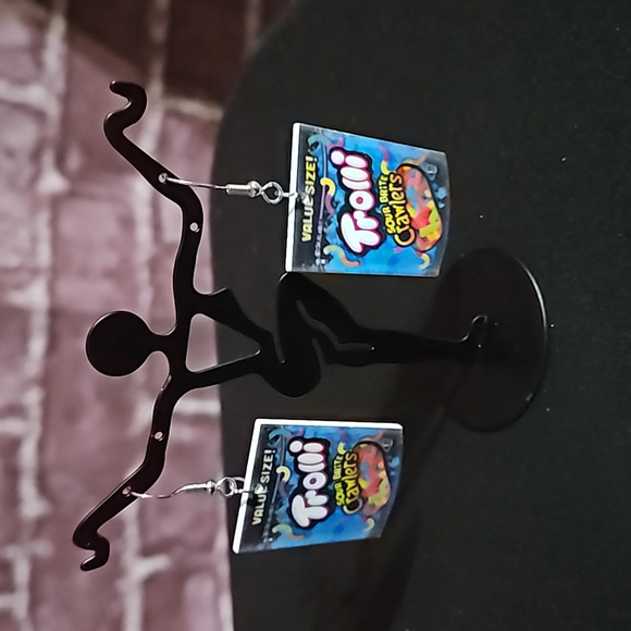 Trolli Sour Brite Crawlers Fun Acryllic Earrings  NWOT - Picture 1 of 4